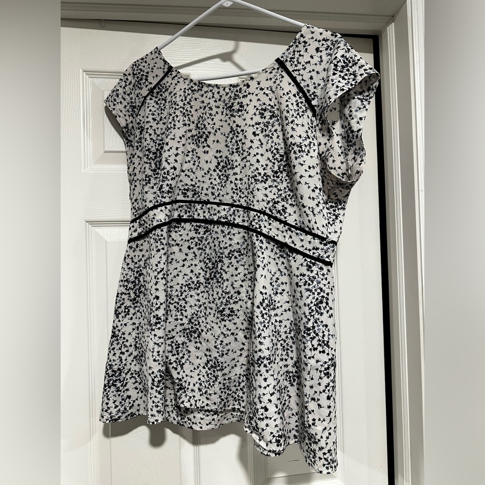 Motherhood maternity Black and White Patterned Blouse